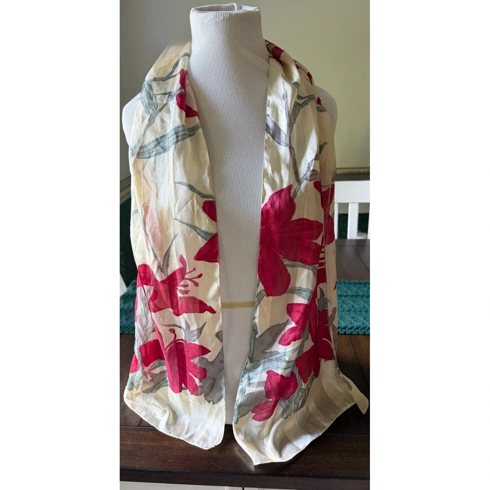 Vintage Red Lily Floral Striped Oblong Scarf Made in Italy Cream Grey Polyester